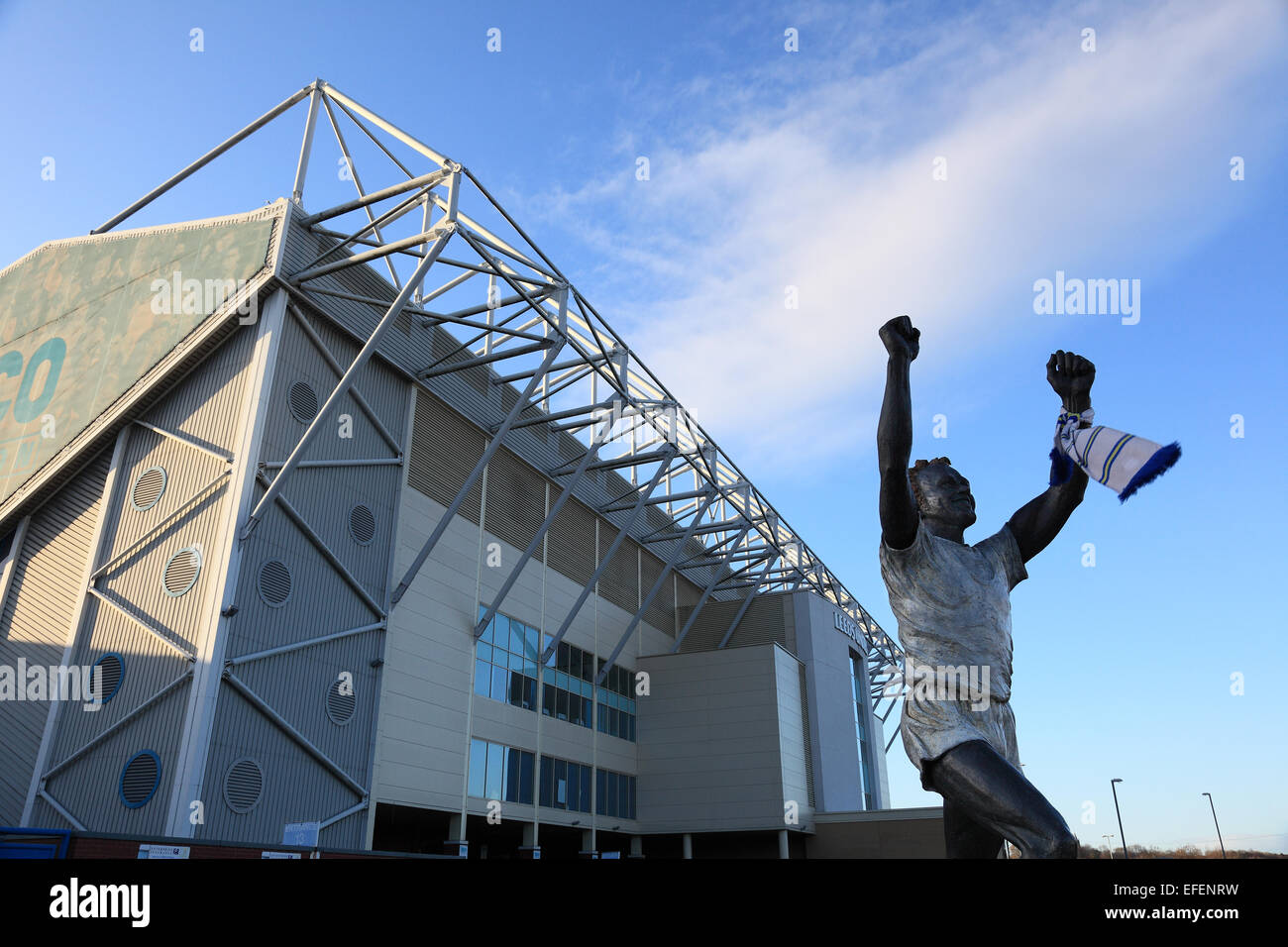 Billy bremner statue elland road hires stock photography and images