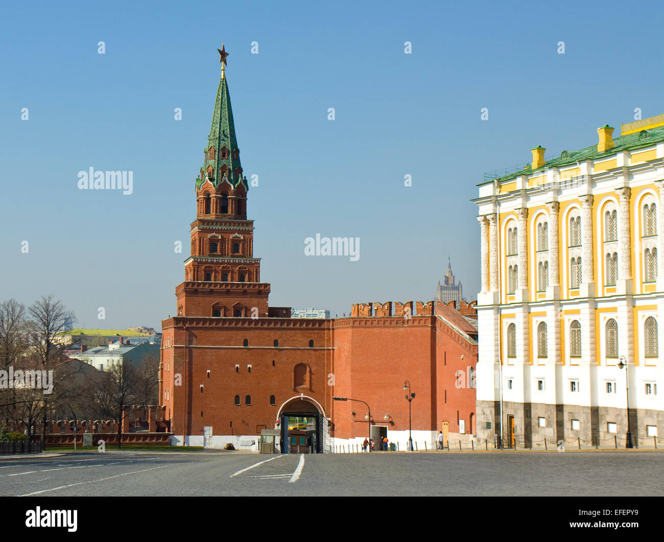 Borovitskaya tower: description and photo 37 Borovitskaya tower: description and photo 13