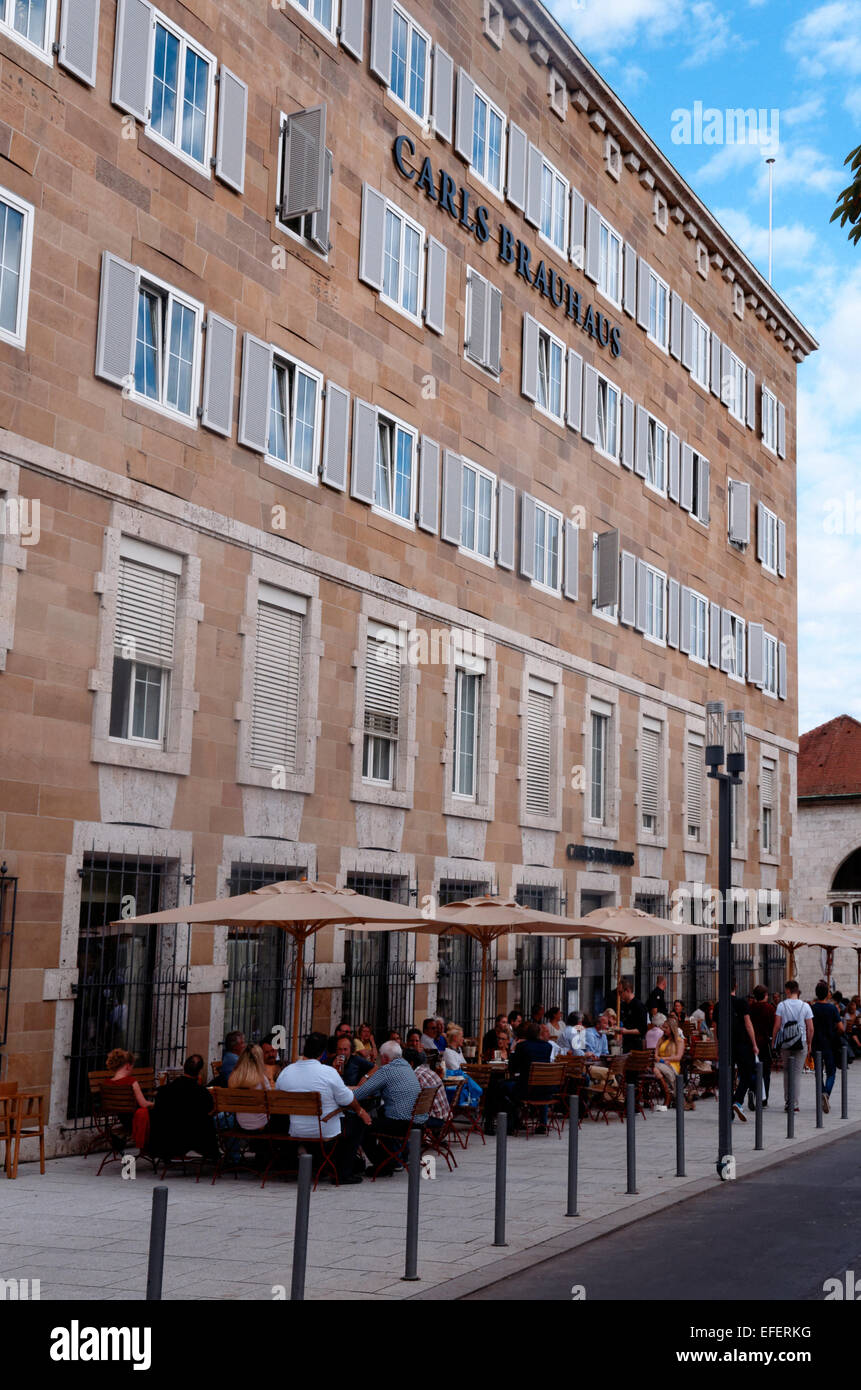 Eating, drinking, dining in the street, Stuttgart, Germany Stock Photo ...