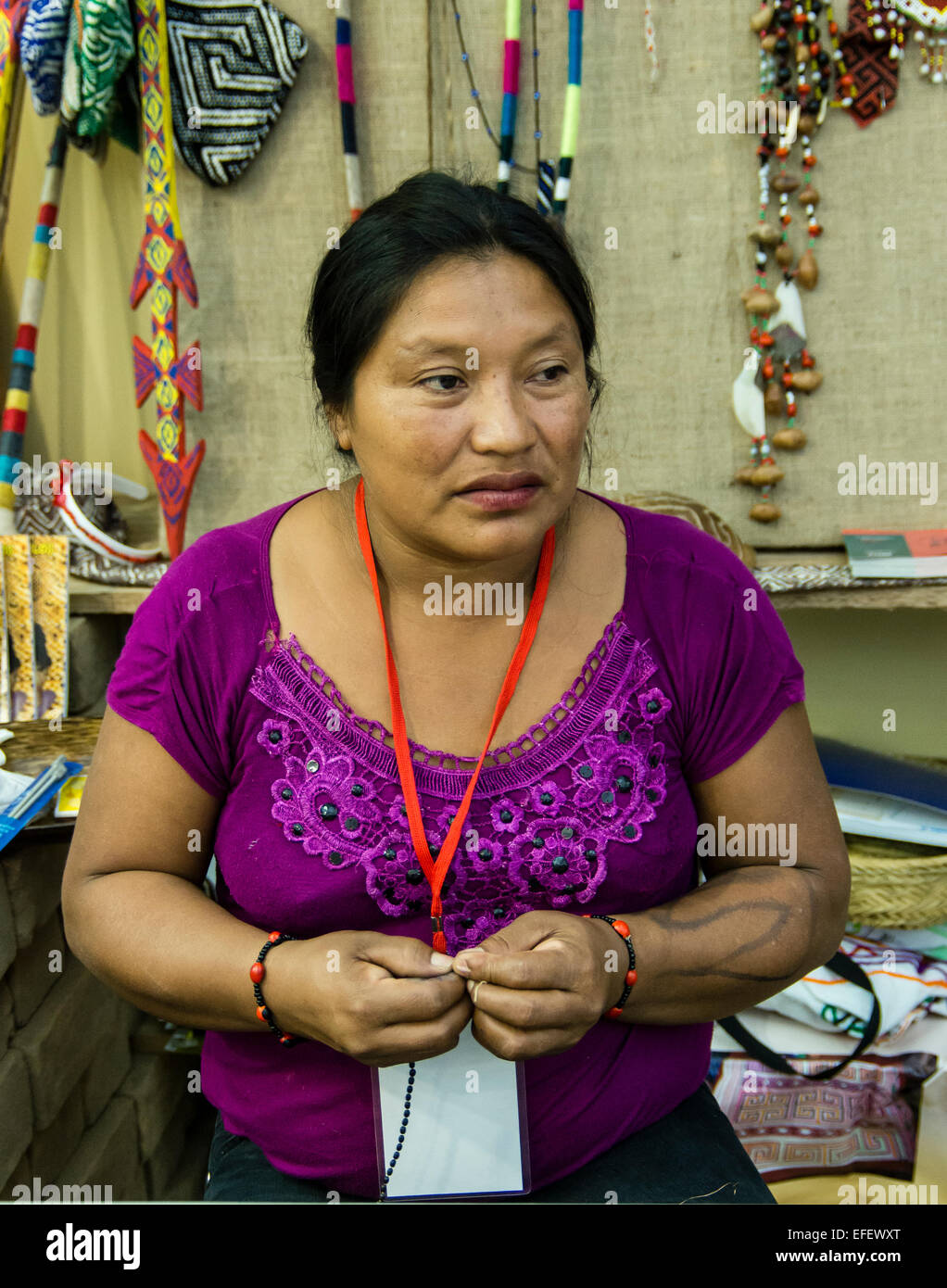 Peruvian Indigenous Artisan Women Amazonian Women Stock Photo Alamy