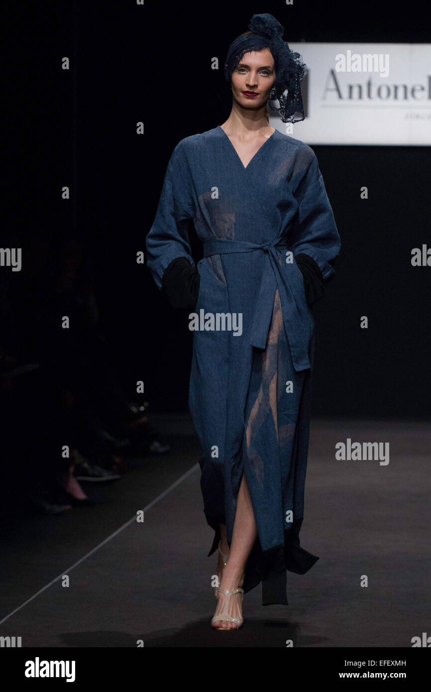Antonelle robe 2019 top