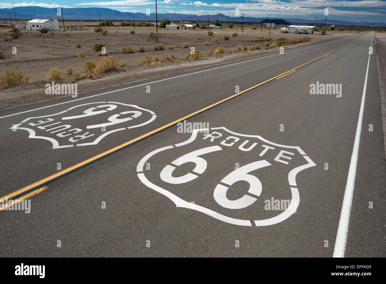 ROUTE 66 SHIELDS NATIONAL TRAILS HIGHWAY AMBOY CALIFORNIA USA Stock Photo