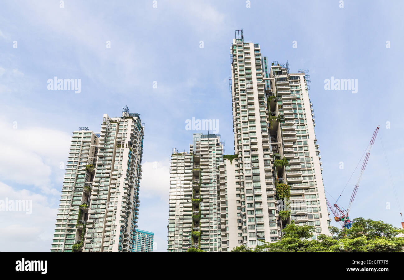 Apartment Buildings With Vertical Gardens In Singapore Stock Photo