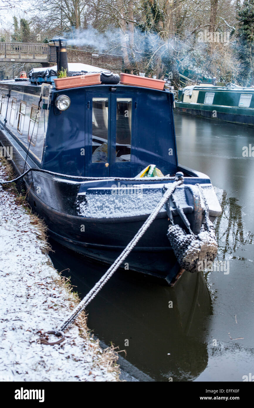 Narrowboats on the Grand Union Canal in winter Stock Photo