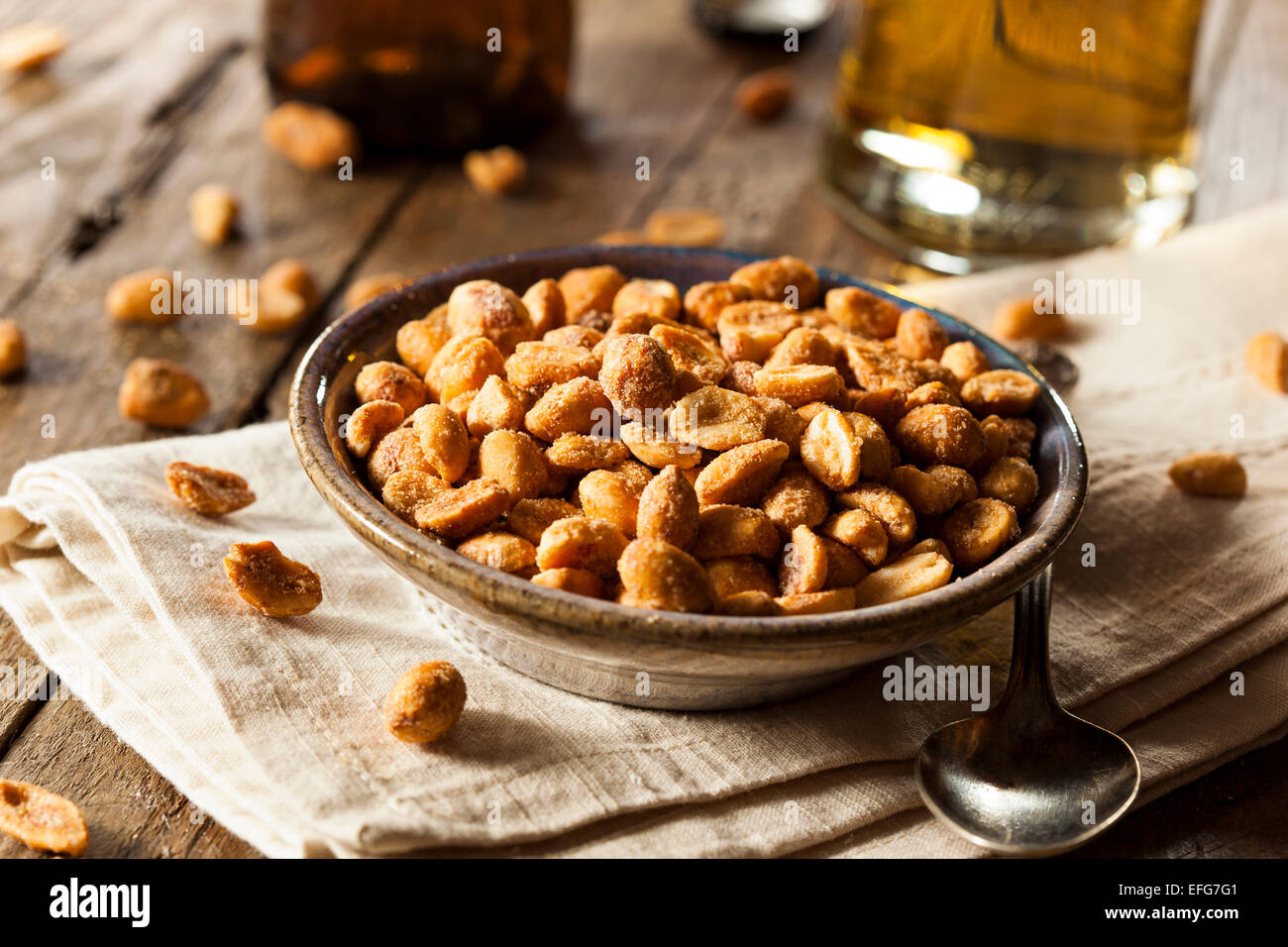 Орехи в микроволновке можно. Roasted Peanuts арахис. Небланшированный жареный арахис. Масала арахис.