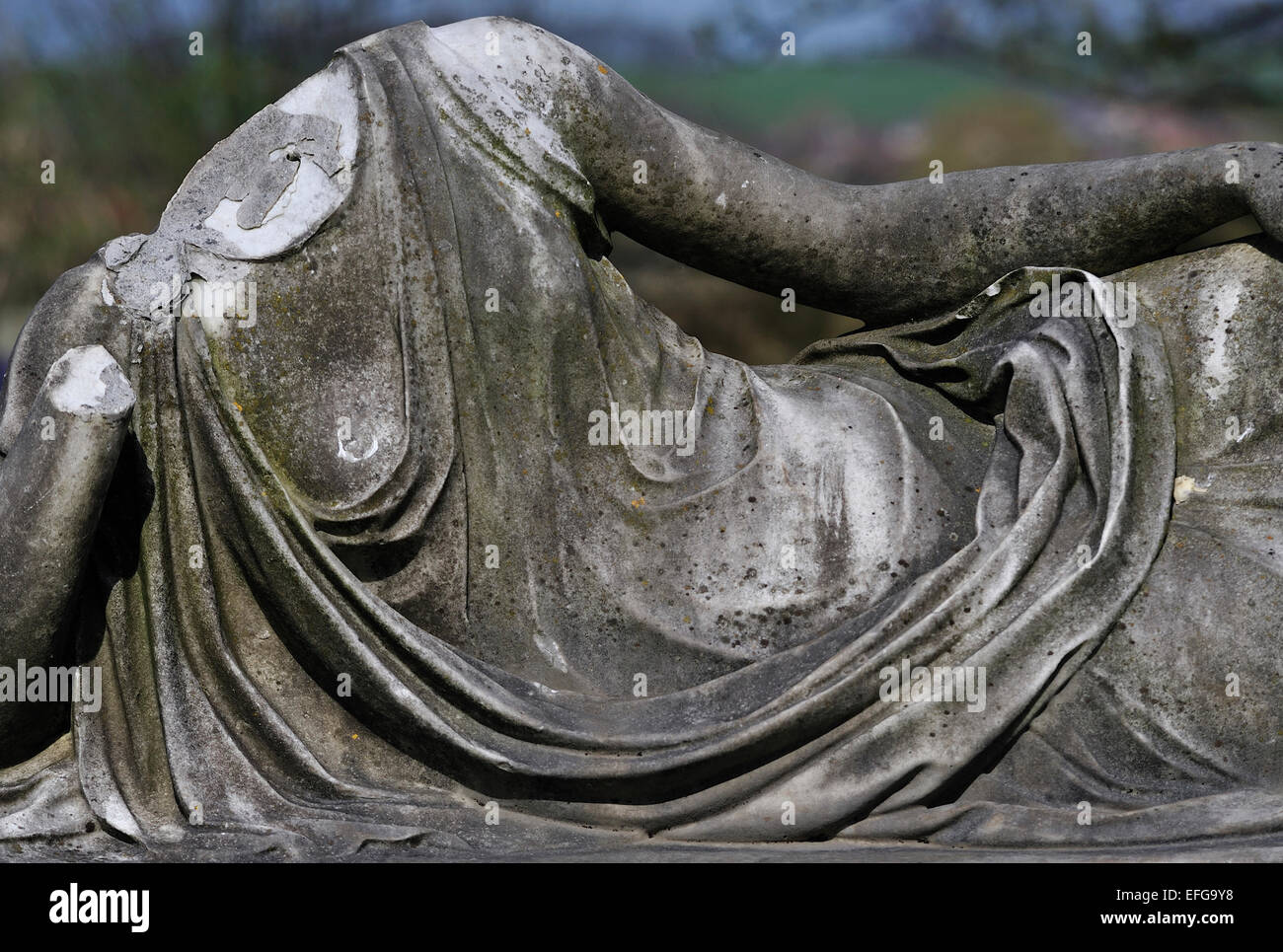 Headless roman statue hires stock photography and images Alamy