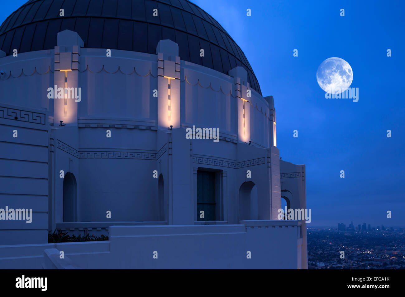 GRIFFITH OBSERVATORY MOUNT HOLLYWOOD GRIFFITH PARK LOS ANGELES