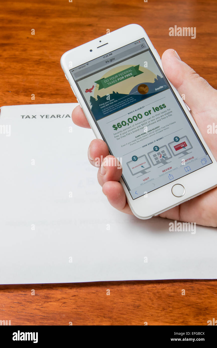 American IRS Tax website on a Iphone 6 plus screen Stock Photo