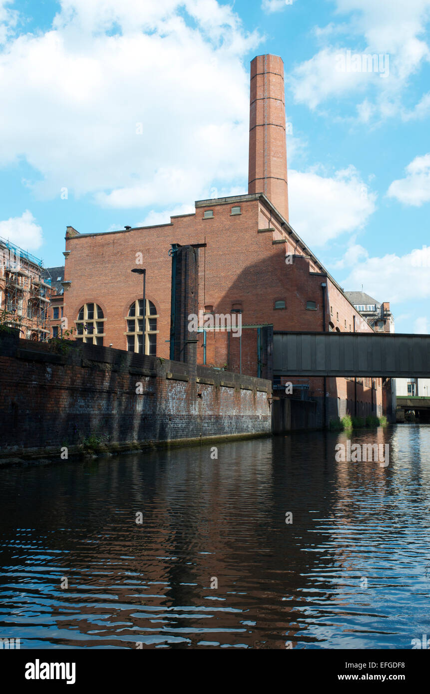 Red brick industrial building hi-res stock photography and images - Alamy