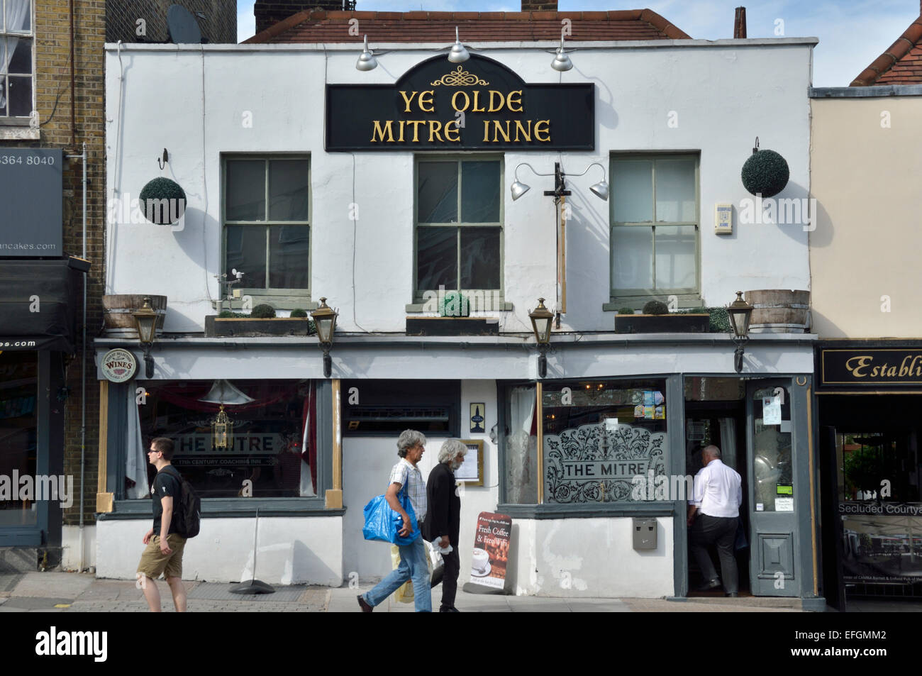 Ye Old Mitre Inn, High Barnet, London, UK Stock Photo