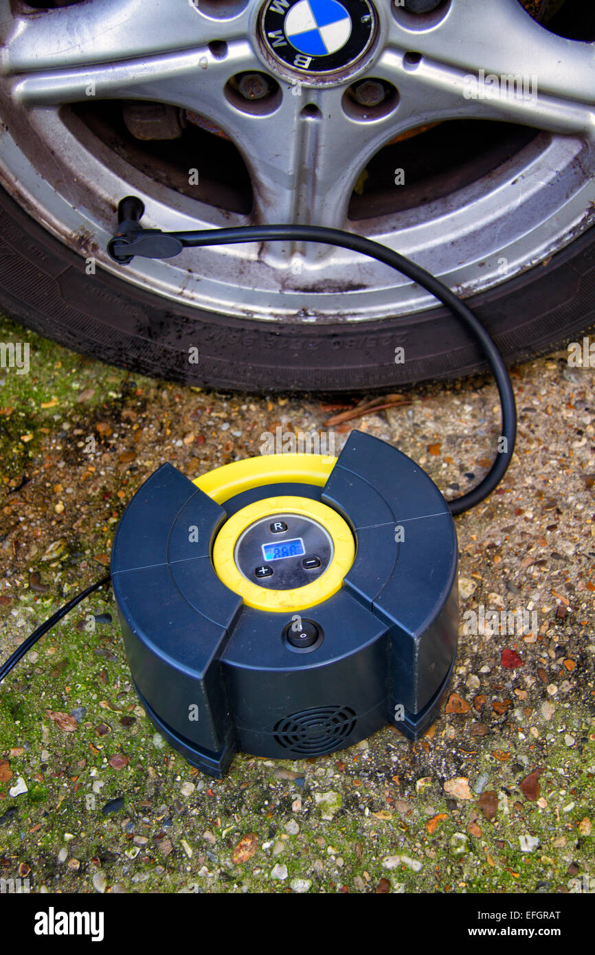 Tyre pump hires stock photography and images Alamy