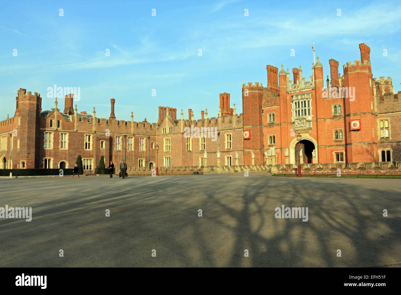 Henry VIII Tudor Palace At Hampton Court Celebrates 500th Anniversary henry-viii-tudor-palace-at-hampton-court-celebrates-500th-anniversary