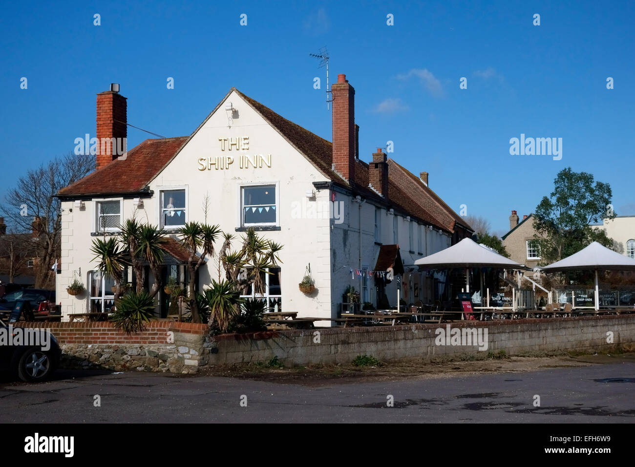 Ship inn langstone havant hampshire hires stock photography and images