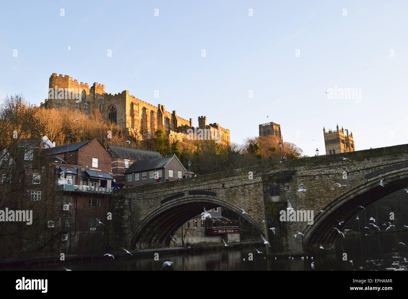 Durham Castle and Cathedral from riverside Stock Photo