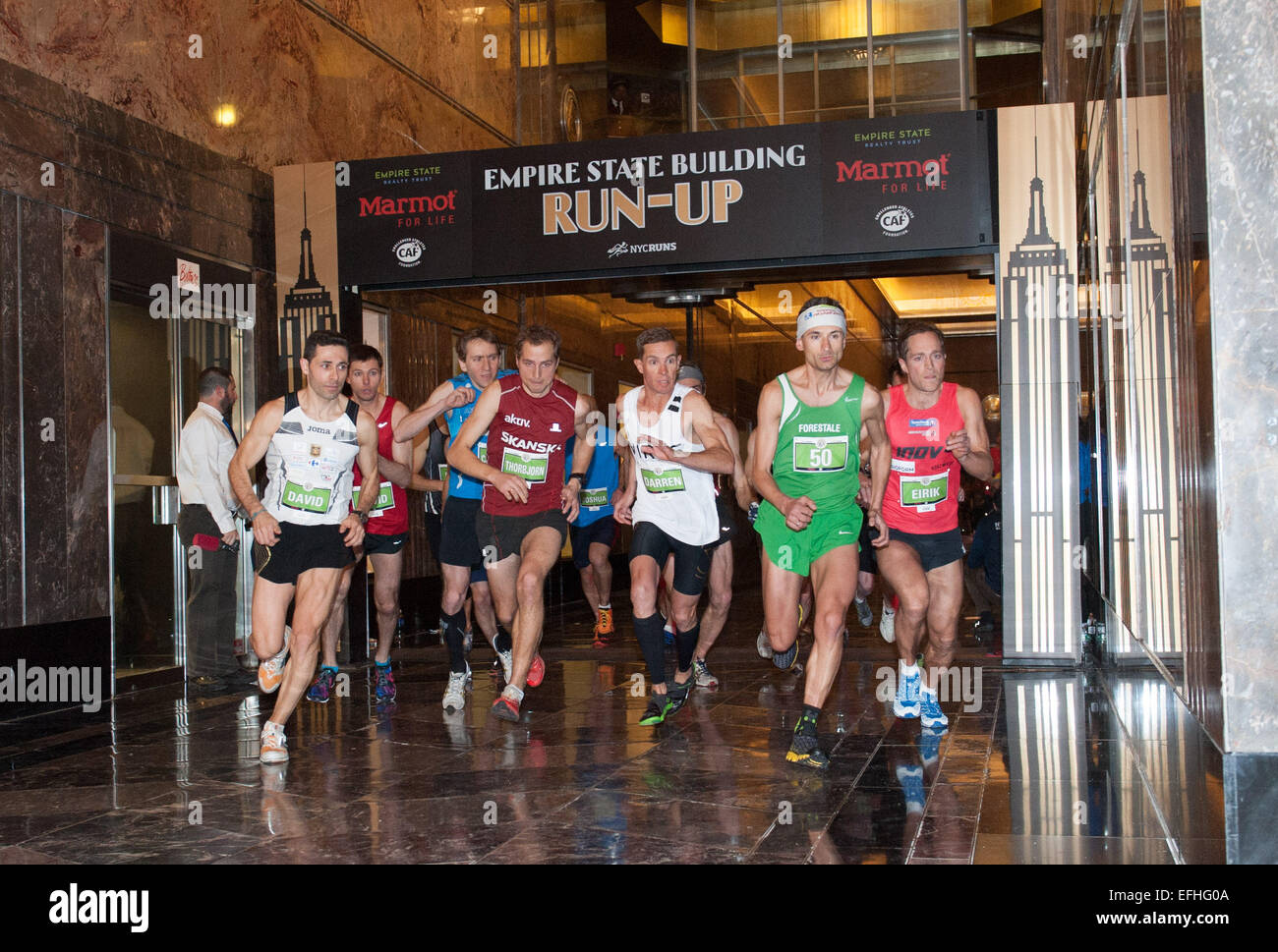 Run buildings. забег по лестнице. спонсоры гонки. забег эмпайр стейт. Empire state building run up.