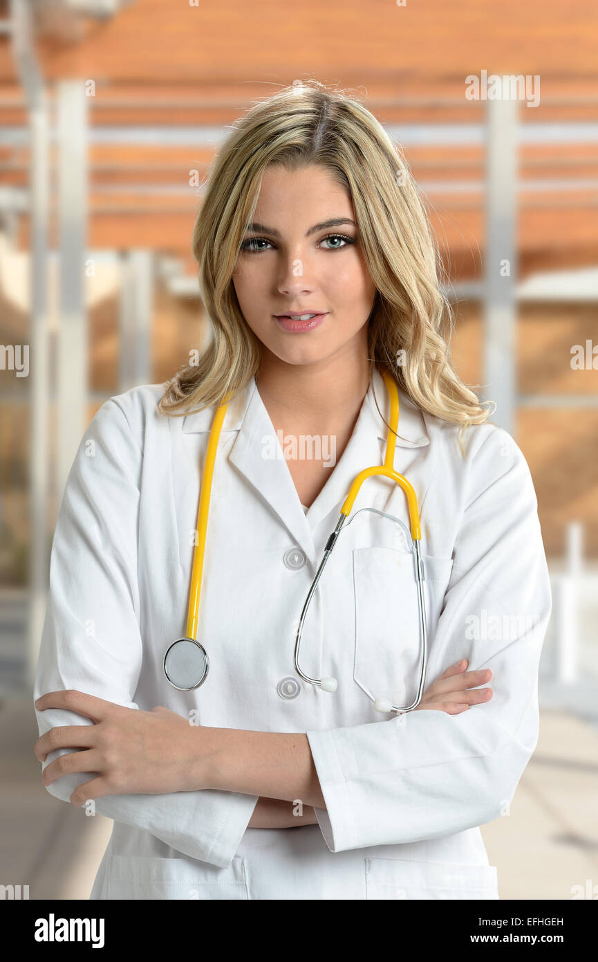Pretty female blond nurse hi-res stock photography and images - Alamy