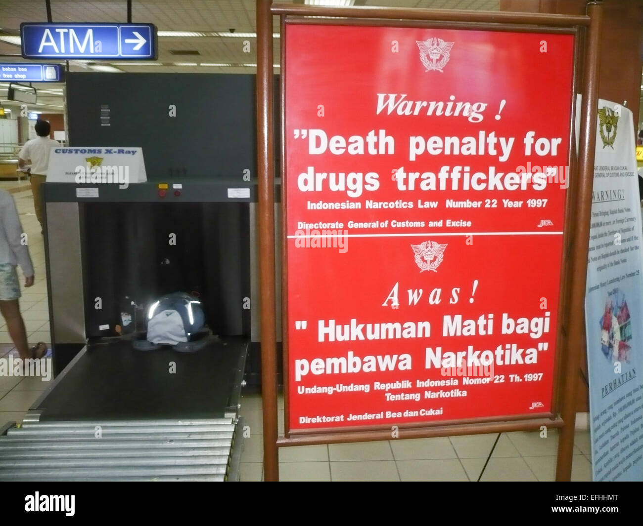 warning of death penalty for drugs traffickers at airport in bali indonesia Stock Photo
