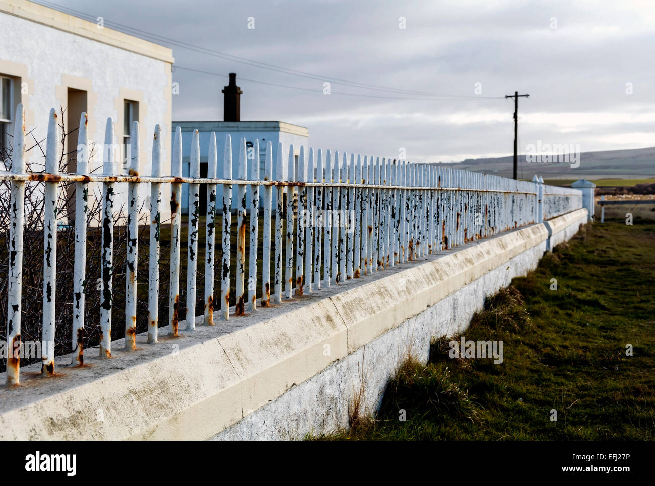 Spiked railings hi-res stock photography and images - Alamy