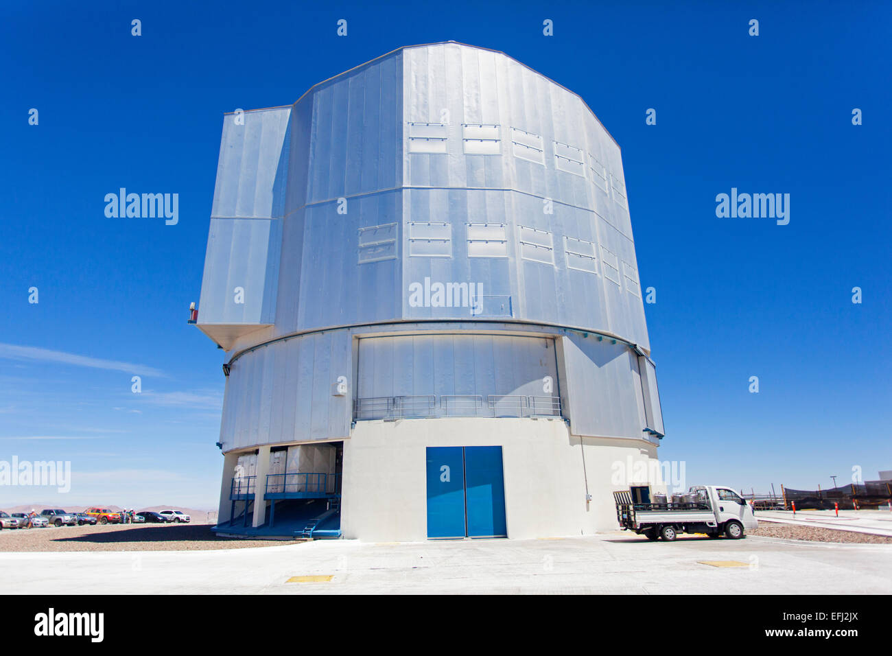 VLT (Very Large Telescope). Cerro Paranal, Atacama desert. Chile Stock  Photo - Alamy
