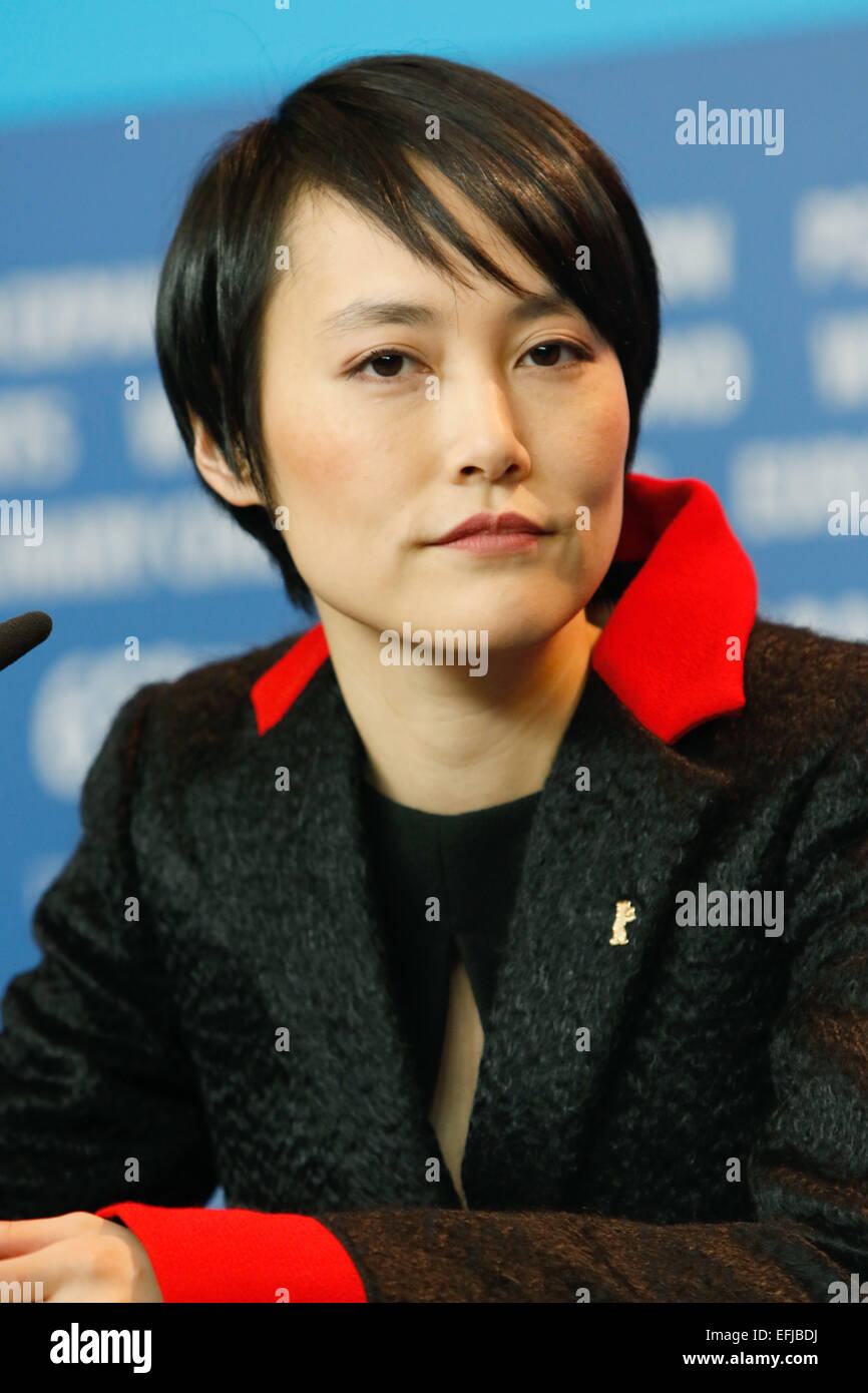 Berlin, Germany. 5th February, 2015. Japanese actress Rinko Kikuchi attends the press conference of 'Nobody Wants The Night' during the 65th International Berlin Film Festival, Berlinale, at Hotel Hyatt in Berlin, Germany, on 05 February 2015. Credit:  dpa picture alliance/Alamy Live News Stock Photo