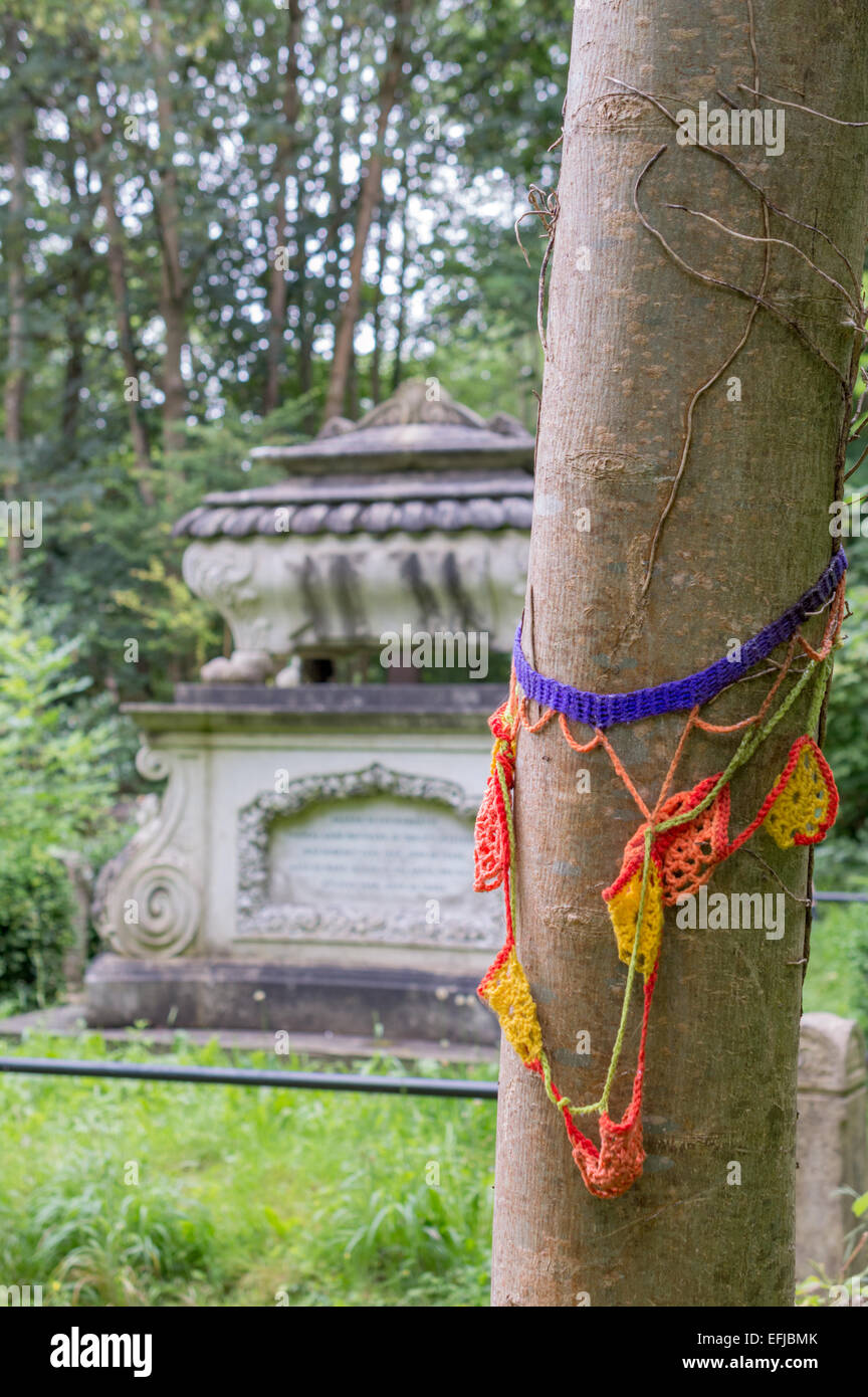 Yarn bombing in Bristol's Arnos Vale cemetery Stock Photo