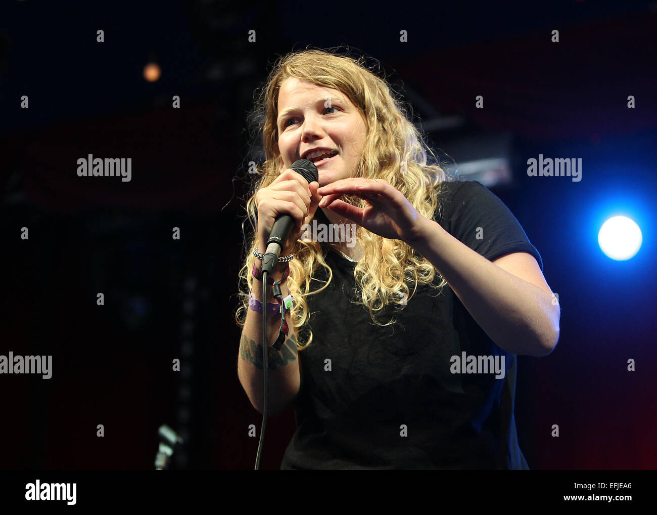 Sinead O'Connor and Kate Tempest performing on stage during Day Three of Camp Bestival at Lulworth Castle in Dorset - Sunday 3rd August 2014  Featuring: Kate Tempest Where: Dorset, United Kingdom When: 03 Aug 2014 Stock Photo