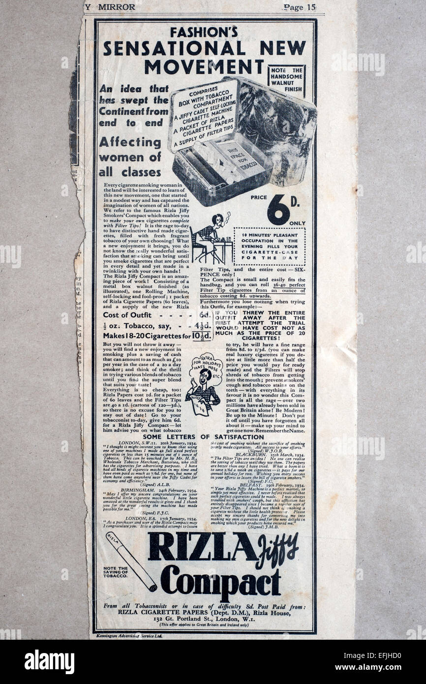 newspaper advertisement cutting from the late 1930s early 1940s for ladies rizla compact Stock Photo