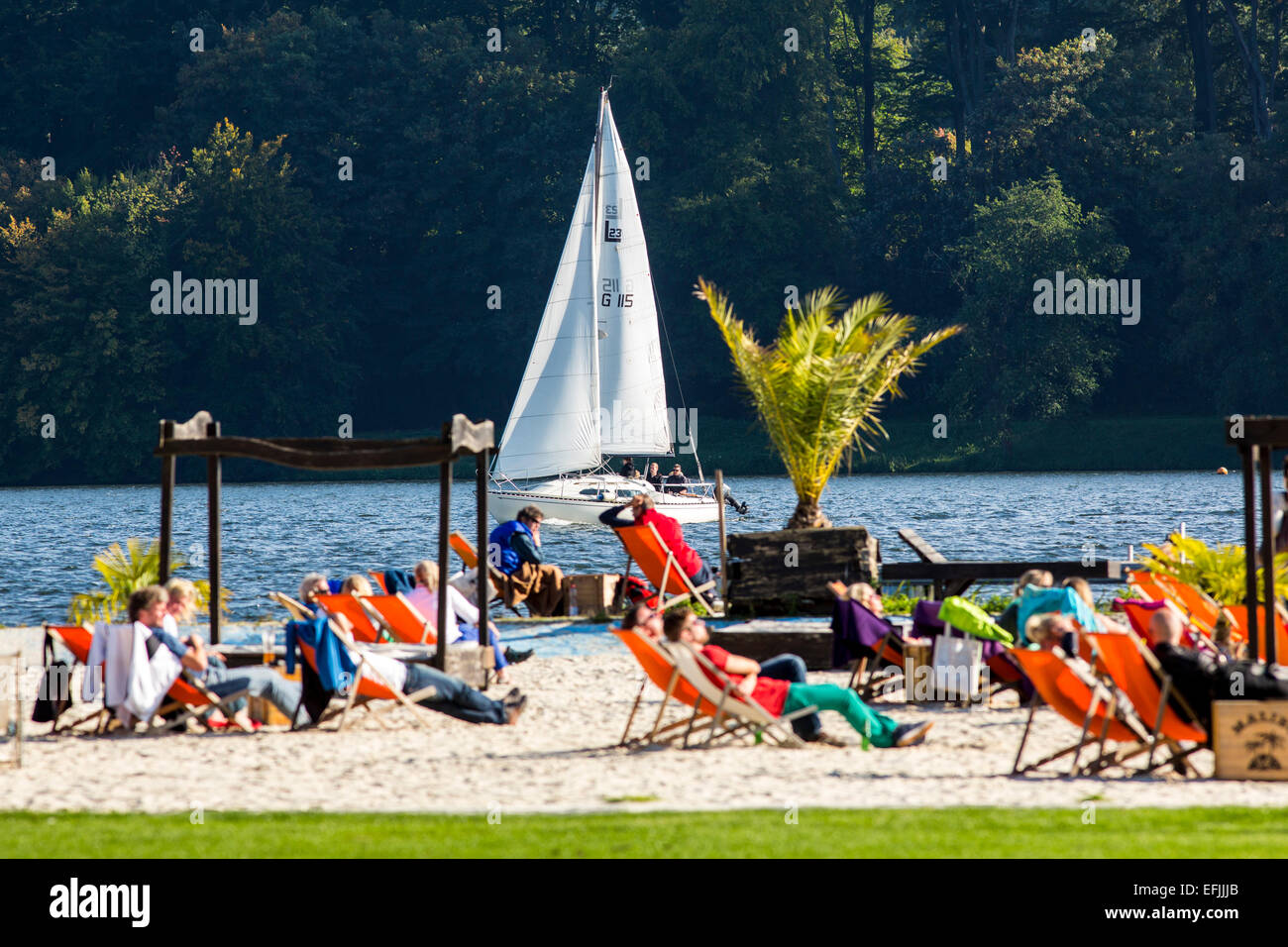 Seaside beach at Baldeneysee in Essen, former lido, 65000 sqm Recreation  area with a sandy beach, river Ruhr, Essen, Germany Stock Photo - Alamy