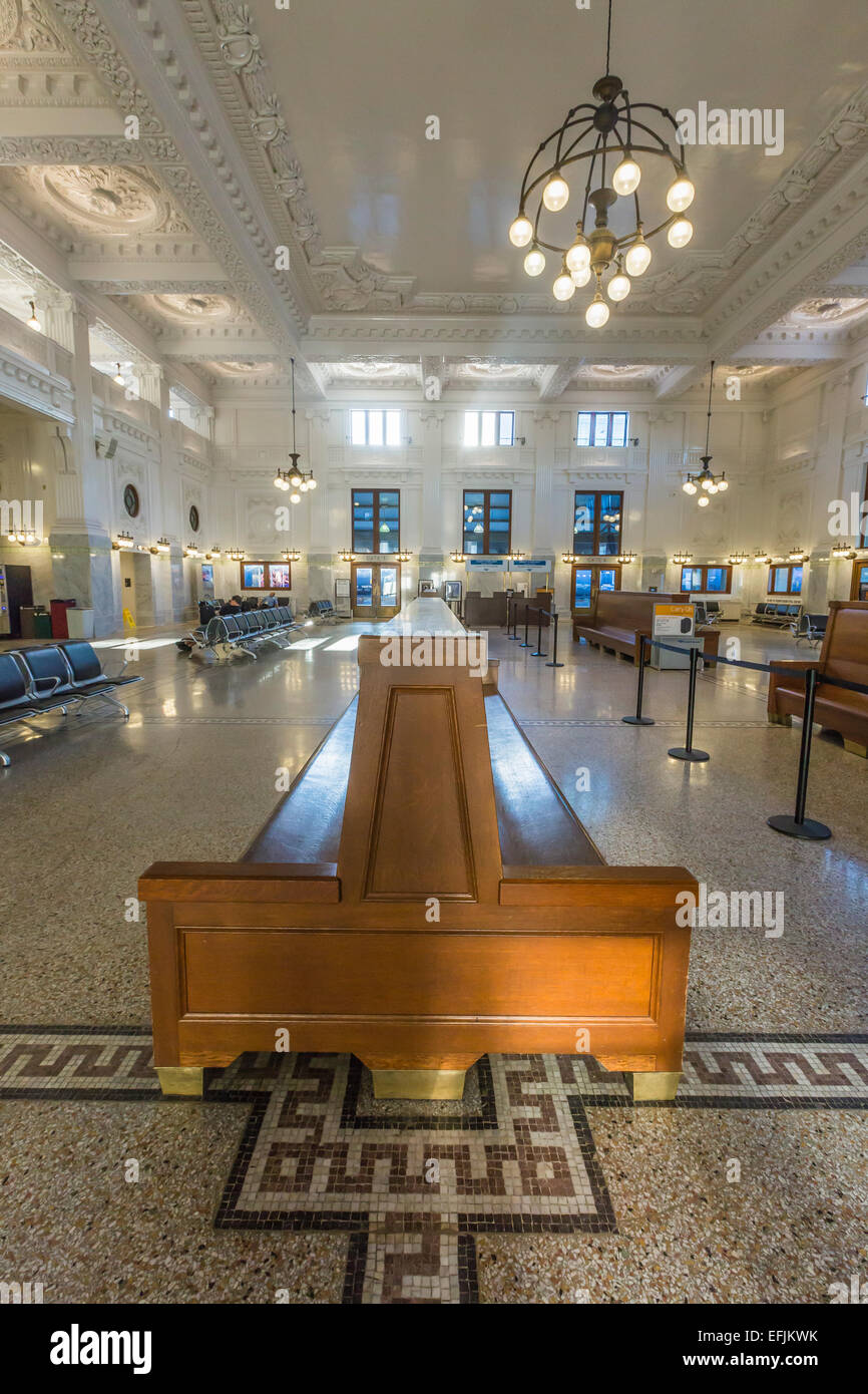 The waiting room of the elegant, recently renovated King Street Station served by Amtrak and Sounder trains, Seattle, Washington Stock Photo