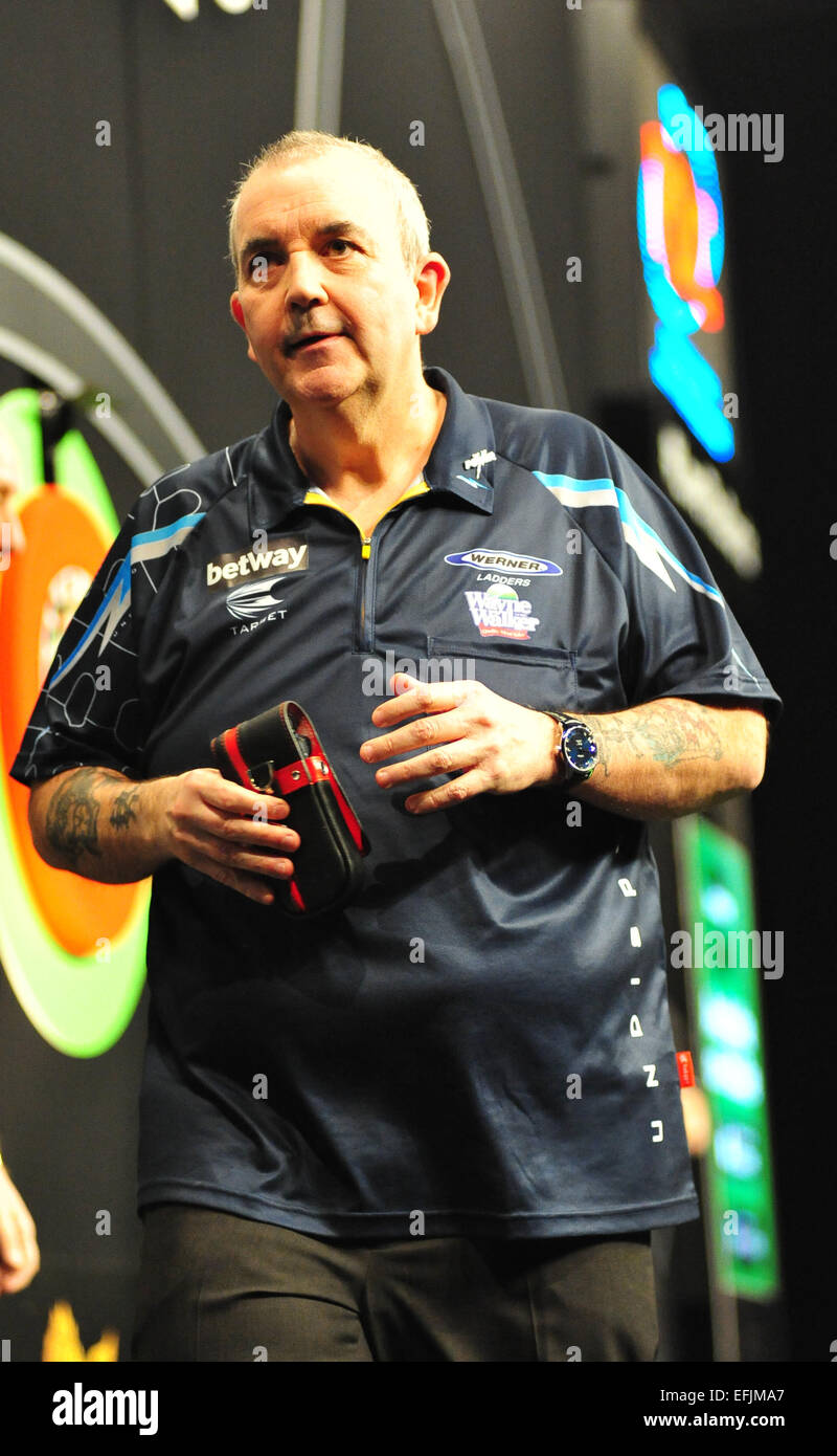 Leeds, UK. 05th Feb, 2015. Betway Premier League Darts. Matchday 1. Phil Taylor is defeated by Gary Anderson Credit:  Action Plus Sports/Alamy Live News Stock Photo