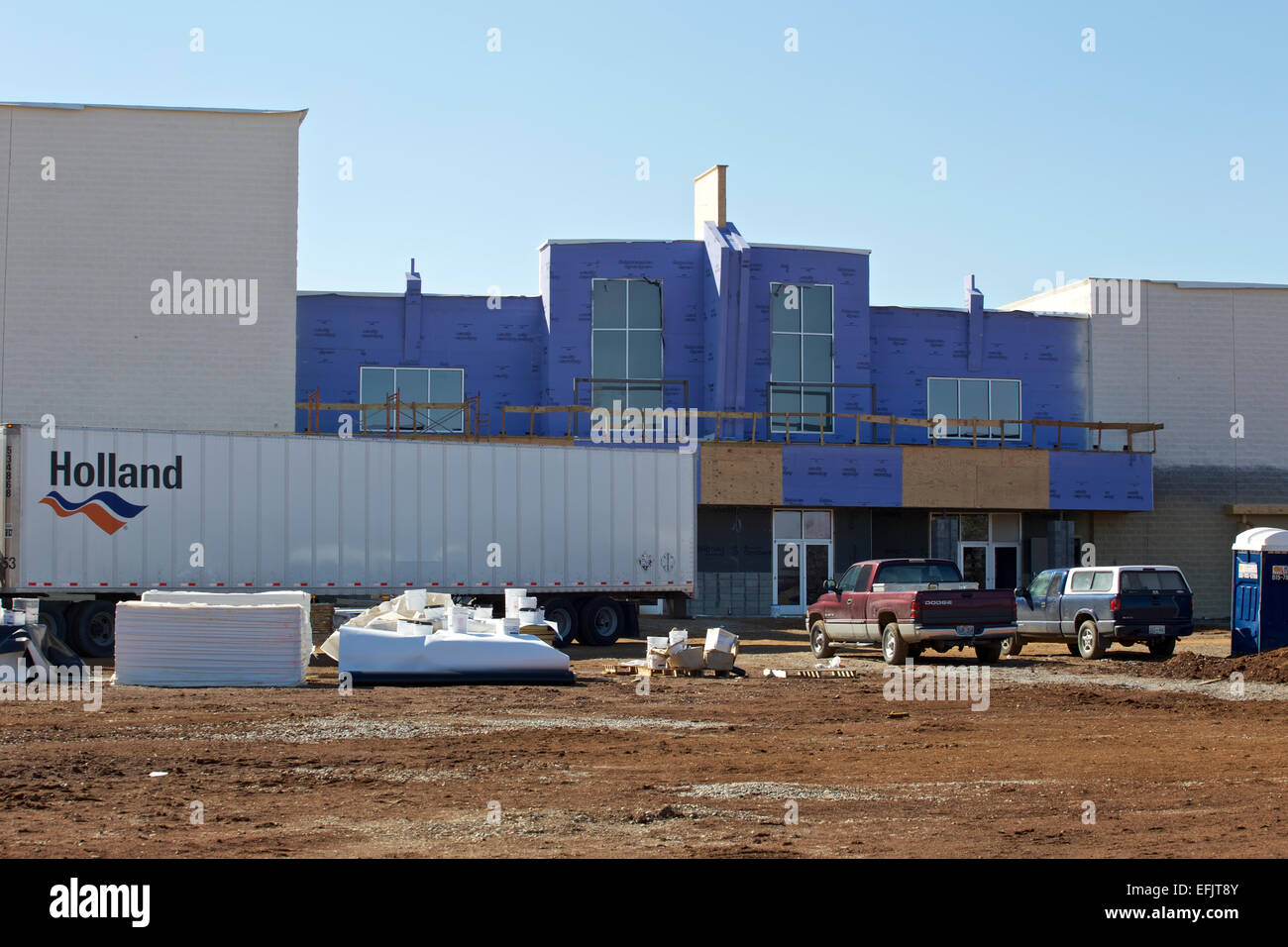 New 12 screen Carmike Cinema theater under construction in Spring Hill