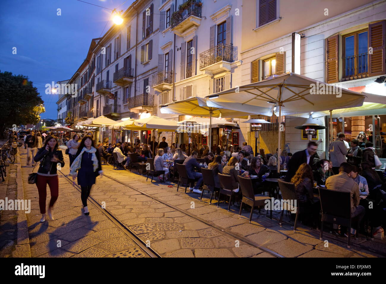 Guests in restaurants and bars in the evening, Navigli quarter, Milan, Lombardy, Italy Stock Photo
