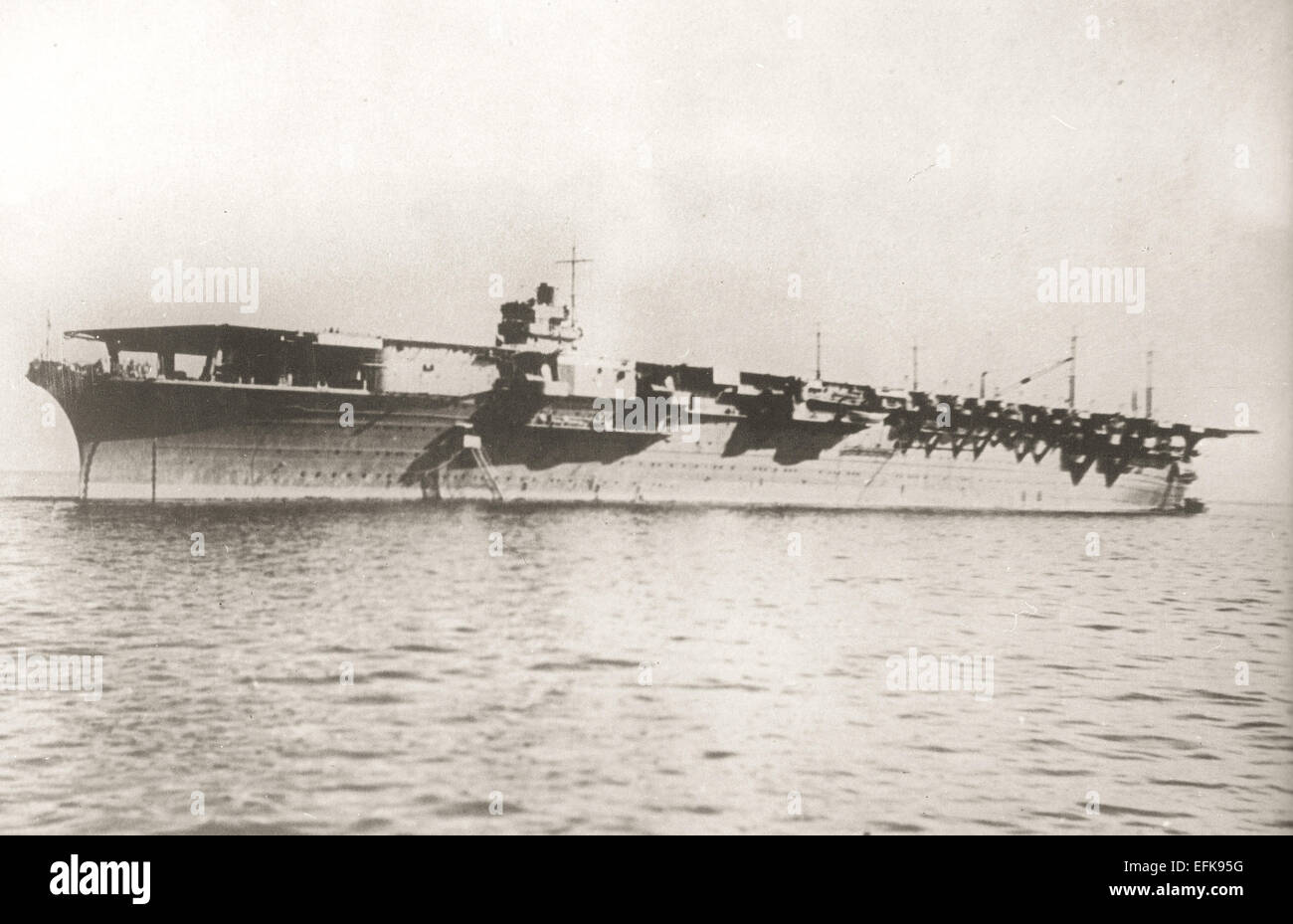 1941 WW2 USA AMERICA PEARL HARBOR JAPAN PORT AIRCRAFT WARSHIP ART SHIP Postcard 