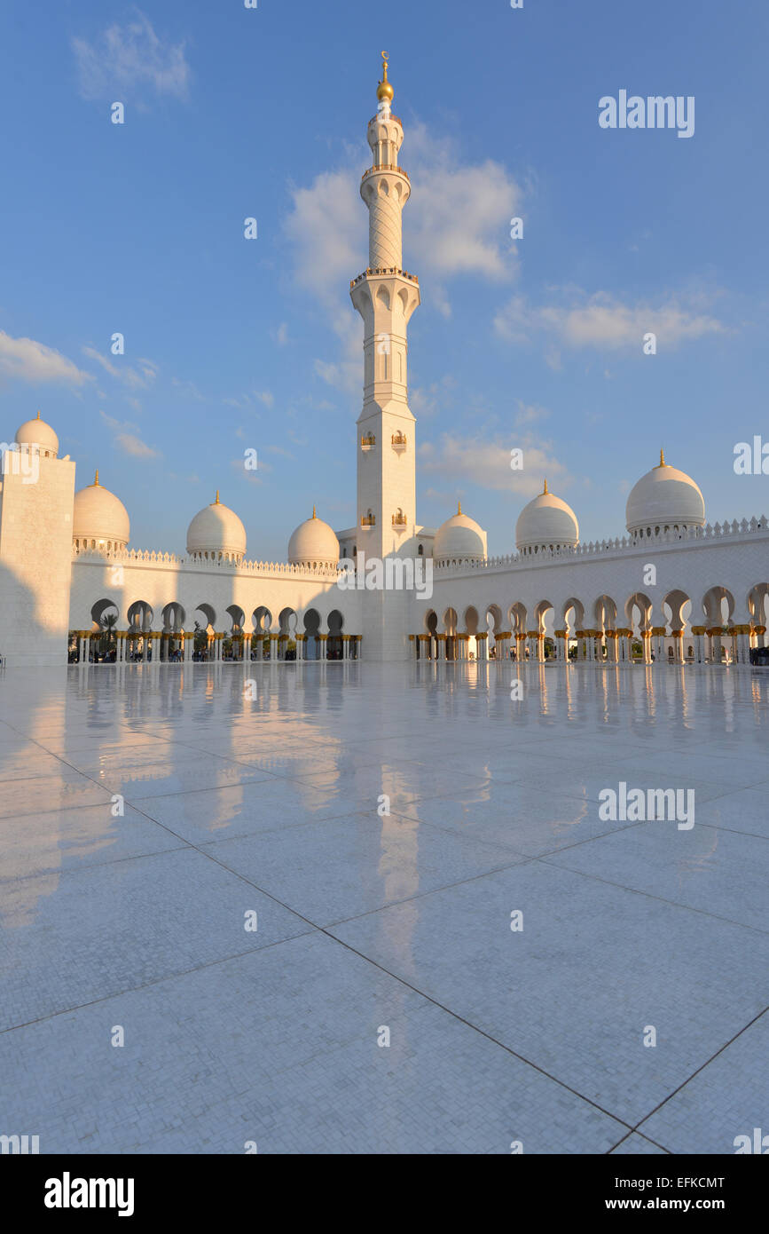 Courtyard of the Sheikh Zayed Grand Mosque in late afternoon Stock