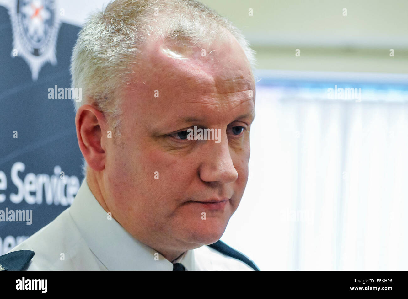 Belfast, Northern Ireland. 06 Feb 2015 - Chief Superintendent Nigel Grimshaw from the PSNI holds a press conference regarding pipe bomb attacks over the past 24 hours. He said that all four devices showed strong similarities, and police were treating them all as linked. Credit:  Stephen Barnes/Alamy Live News Stock Photo
