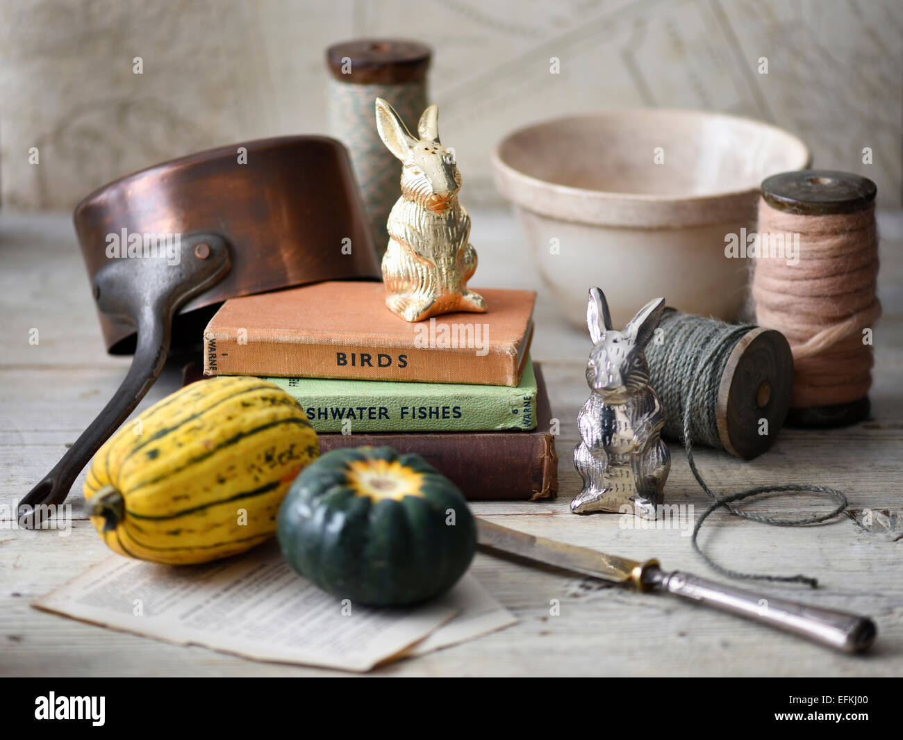 Rabbit figurines hi-res stock photography and images - Alamy