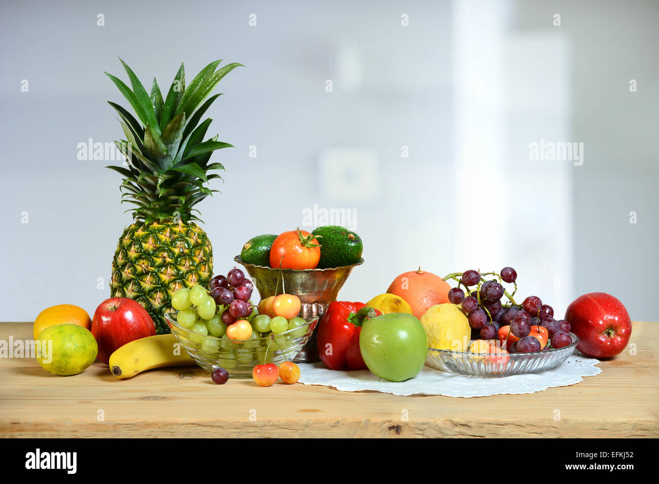 Healthy fruits apples pineapple hi-res stock photography and images - Alamy