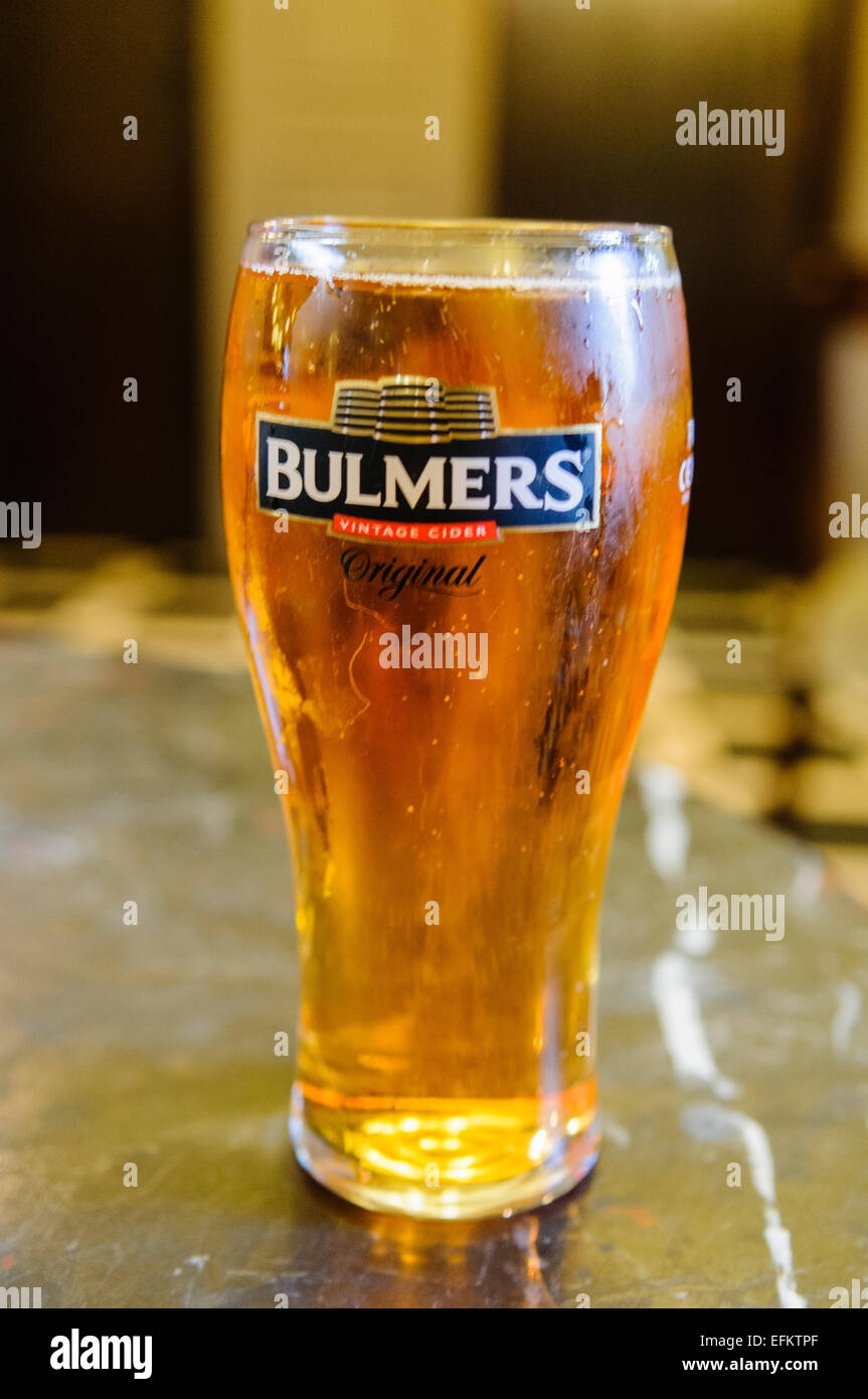 Pint of Bulmer's Irish cider Stock Photo Alamy