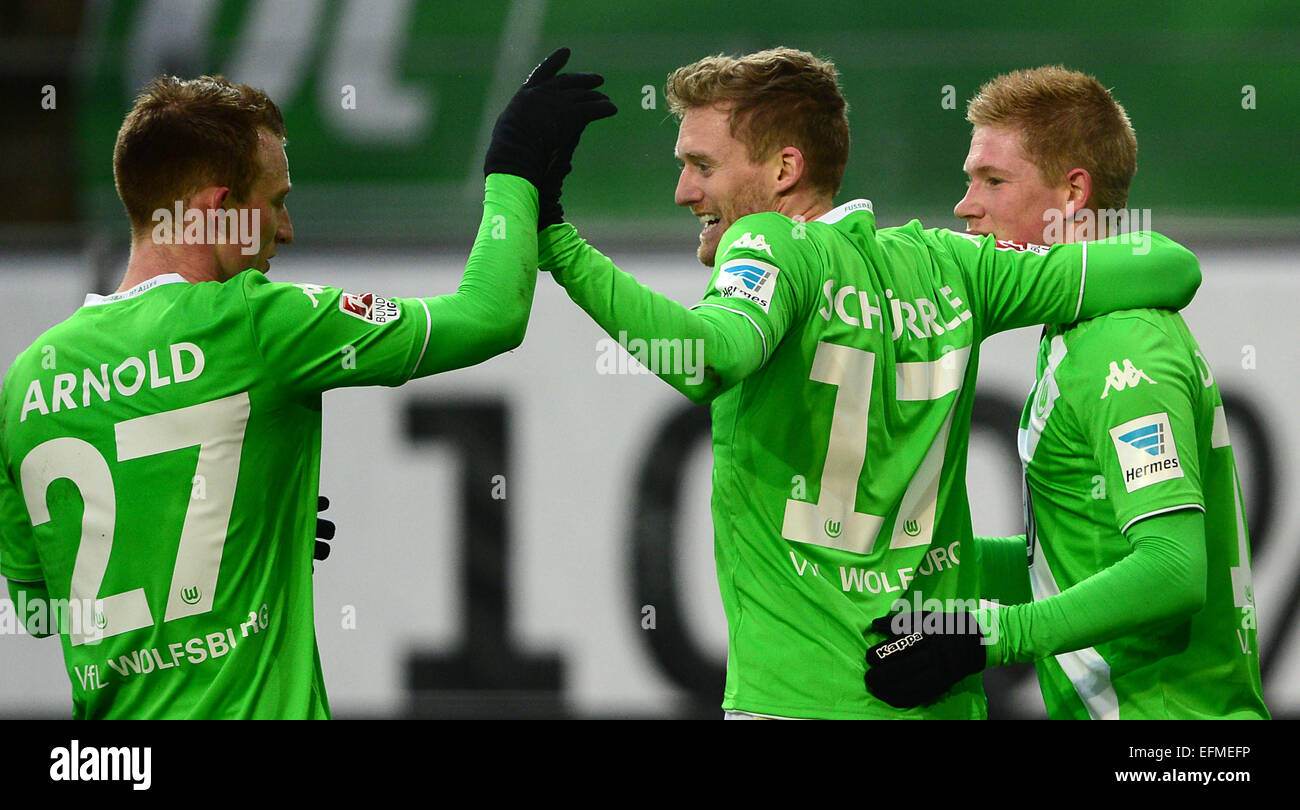 Wolfsburg's Kevin De Bruyne (R) celebrates his 20 goal with Maximilian
