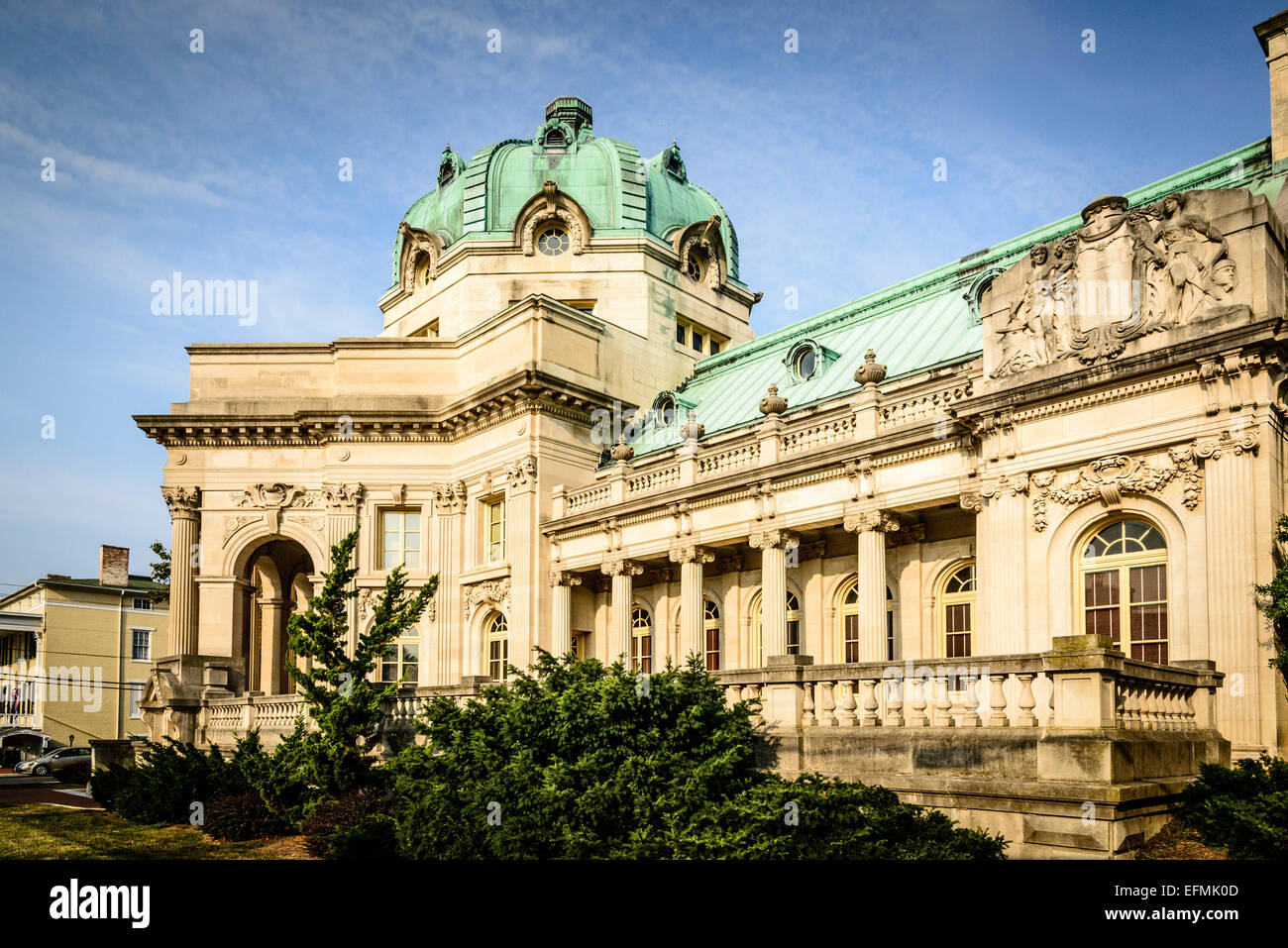 Handley Regional Library, 100 W Piccadilly Street, Winchester, Virginia