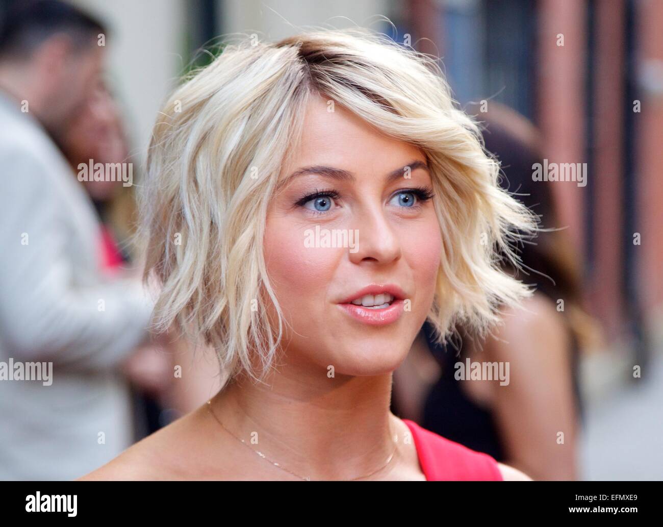 The Roland Mouret for Banana Republic Collection aunches at Banana