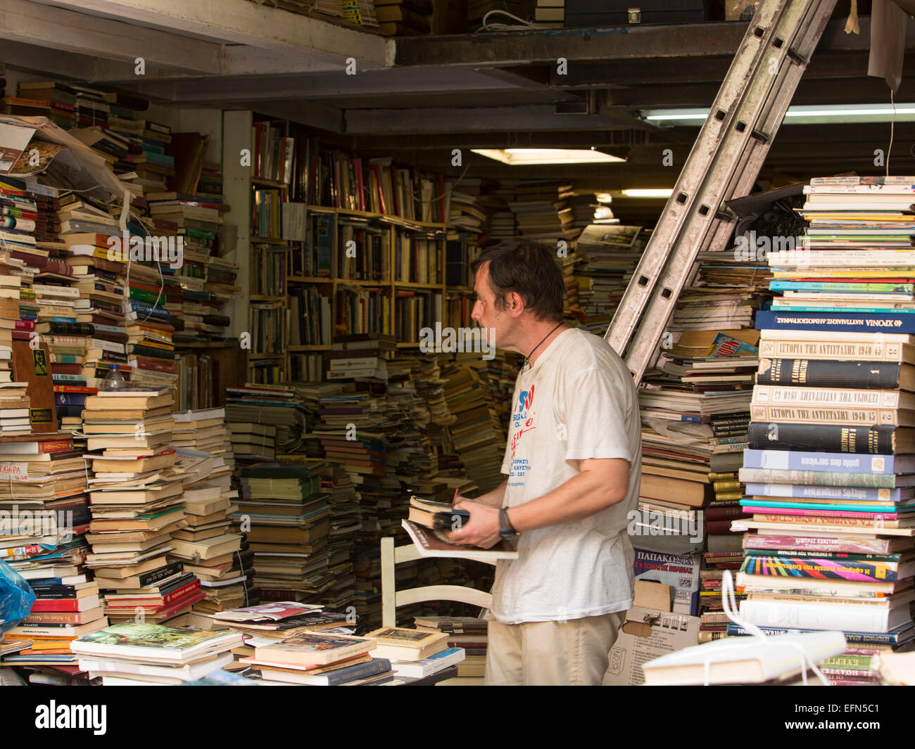 Athens, Greece outdoor open book store Stock Photo Alamy