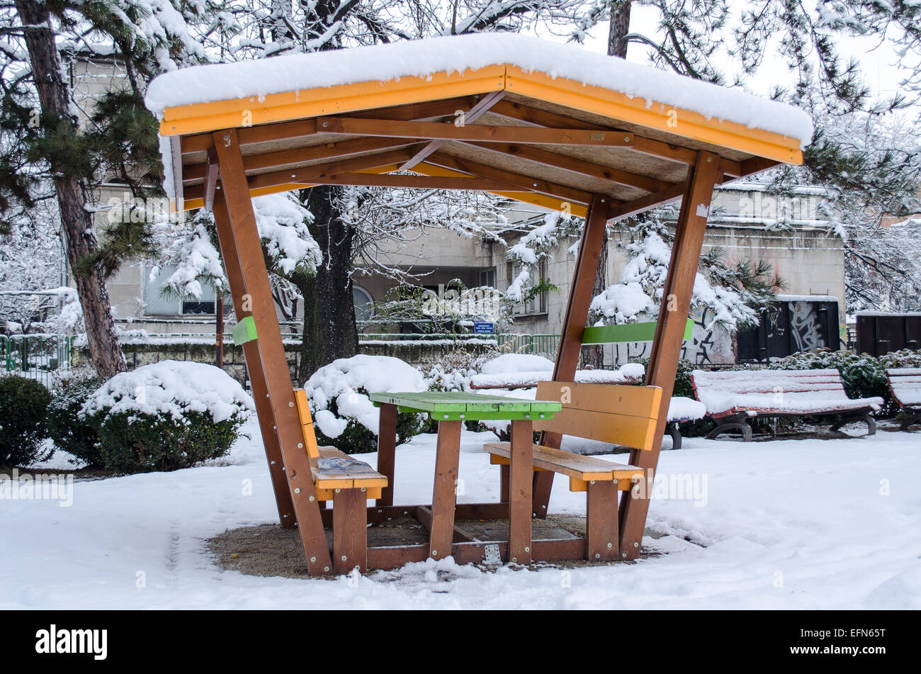 Outdoor gazebo in a park snow view Stock Photo Alamy