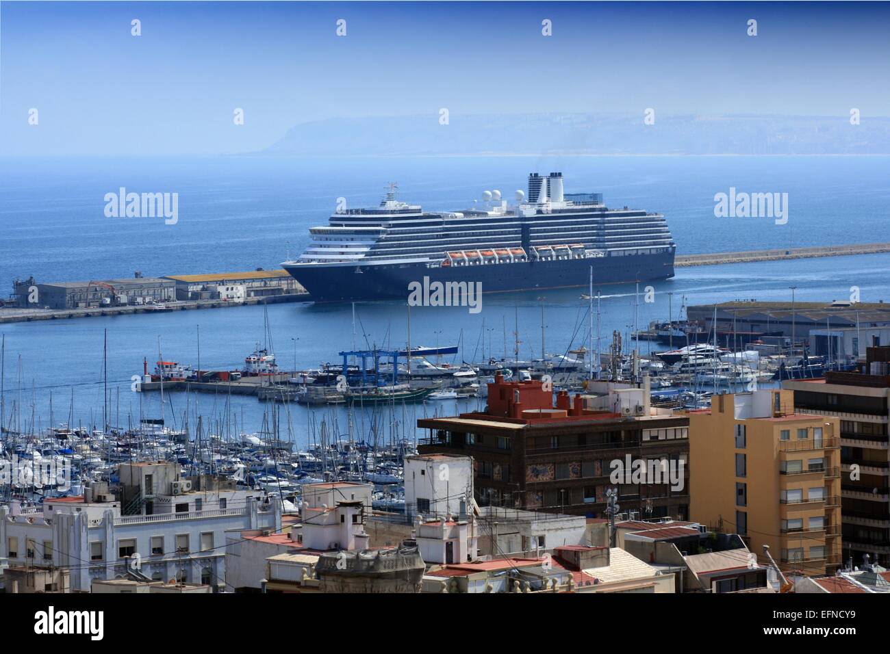 Cruise ship tender docked hi-res stock photography and images - Alamy