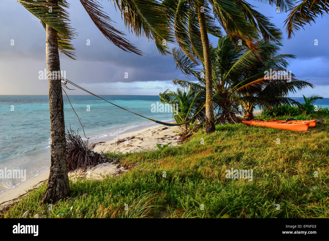 Remote Caribbean island on the Belize barrier reef Stock Photo