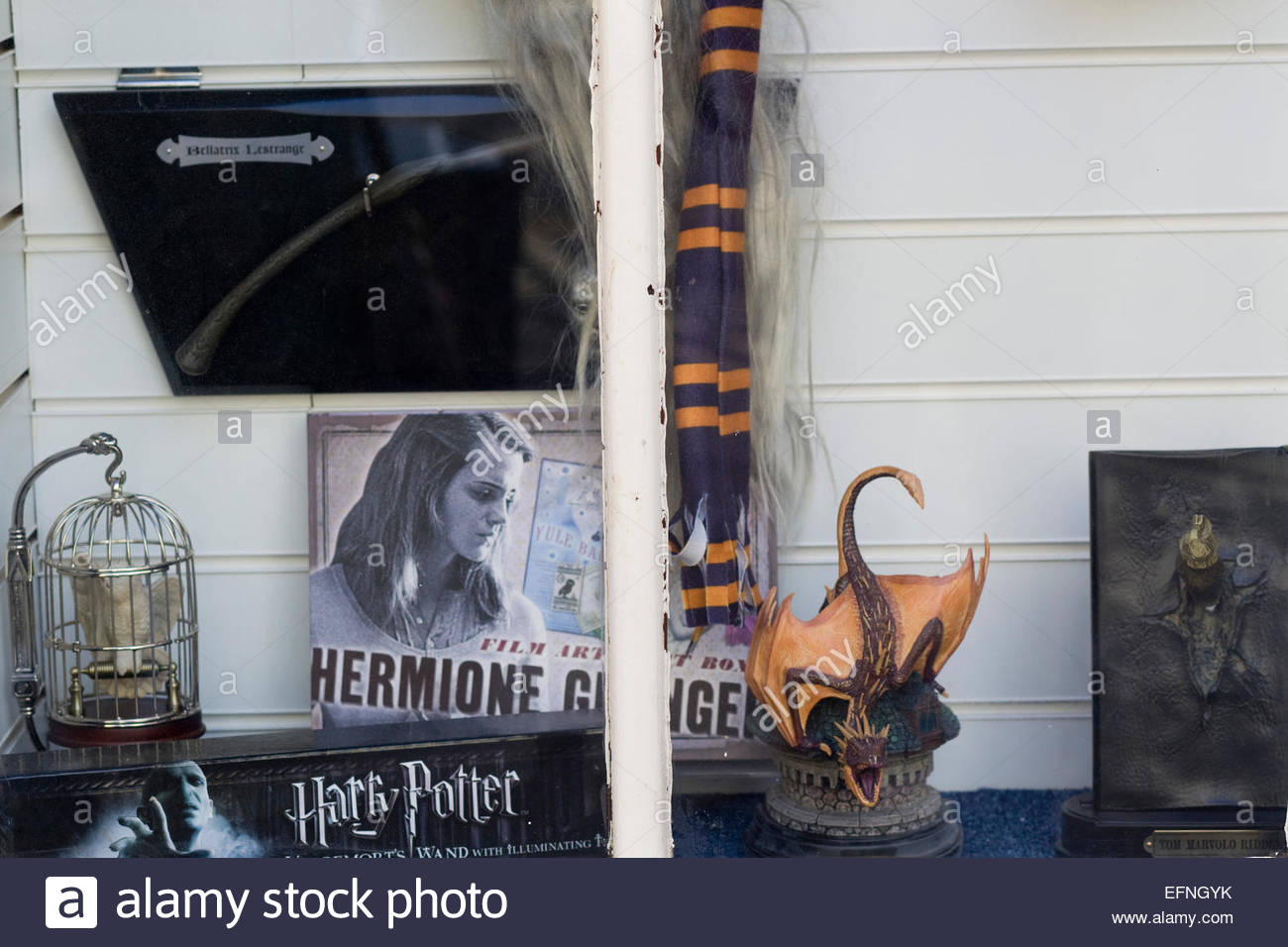 harry potter film merchandise articles