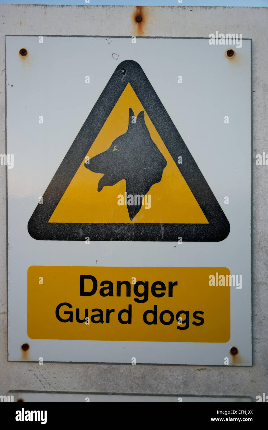 Shooting signage hires stock photography and images Alamy