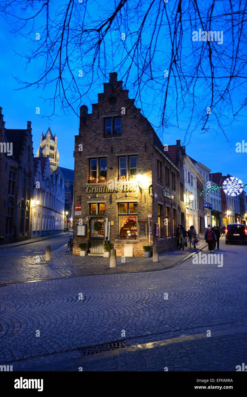 Brugge Street Scene At Night Near Gruuthuse Hof, Brugge, Belgium Stock Photo