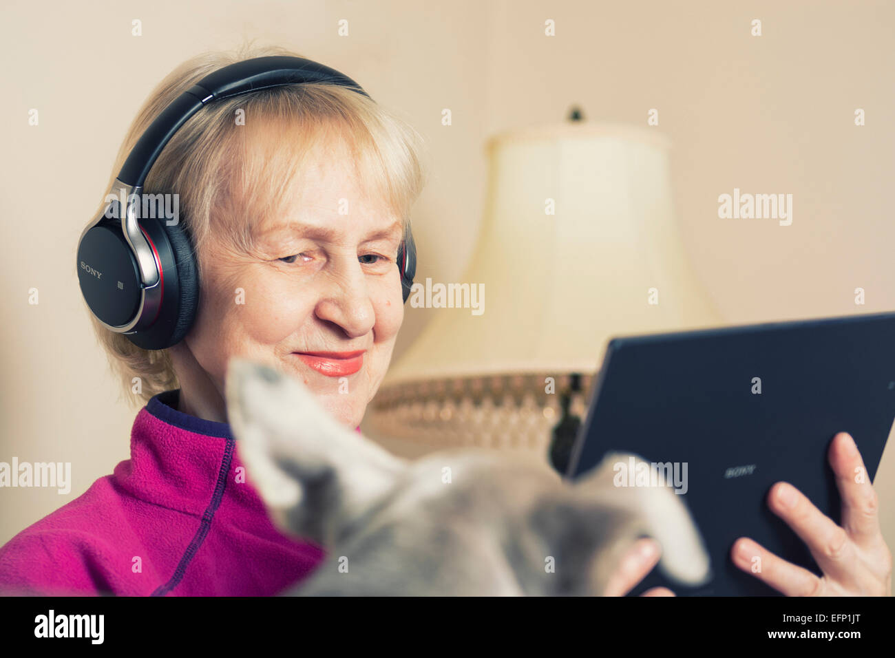 Wireless device hires stock photography and images Alamy
