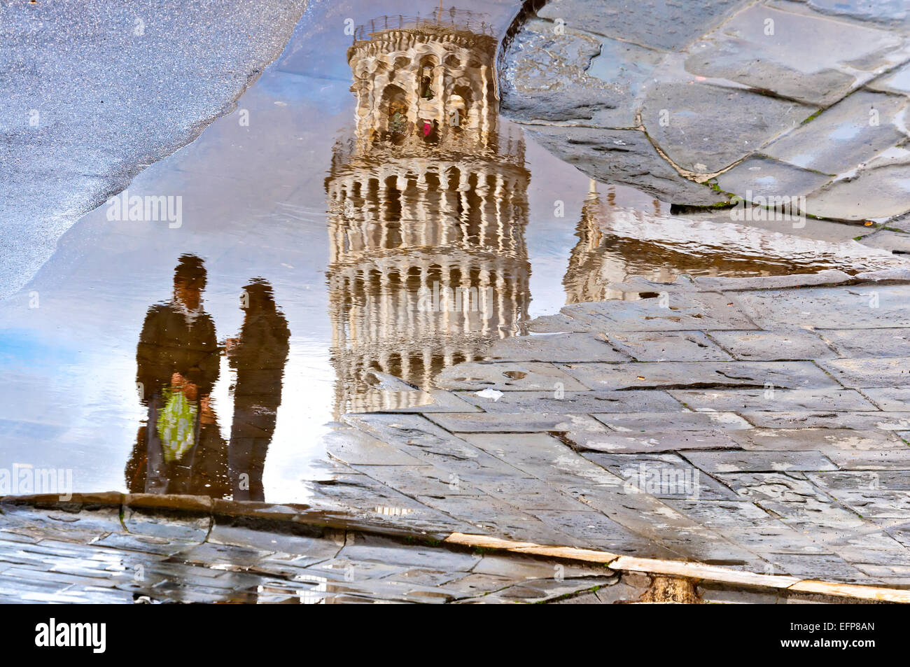 Couple water puddle reflection hi-res stock photography and images - Alamy